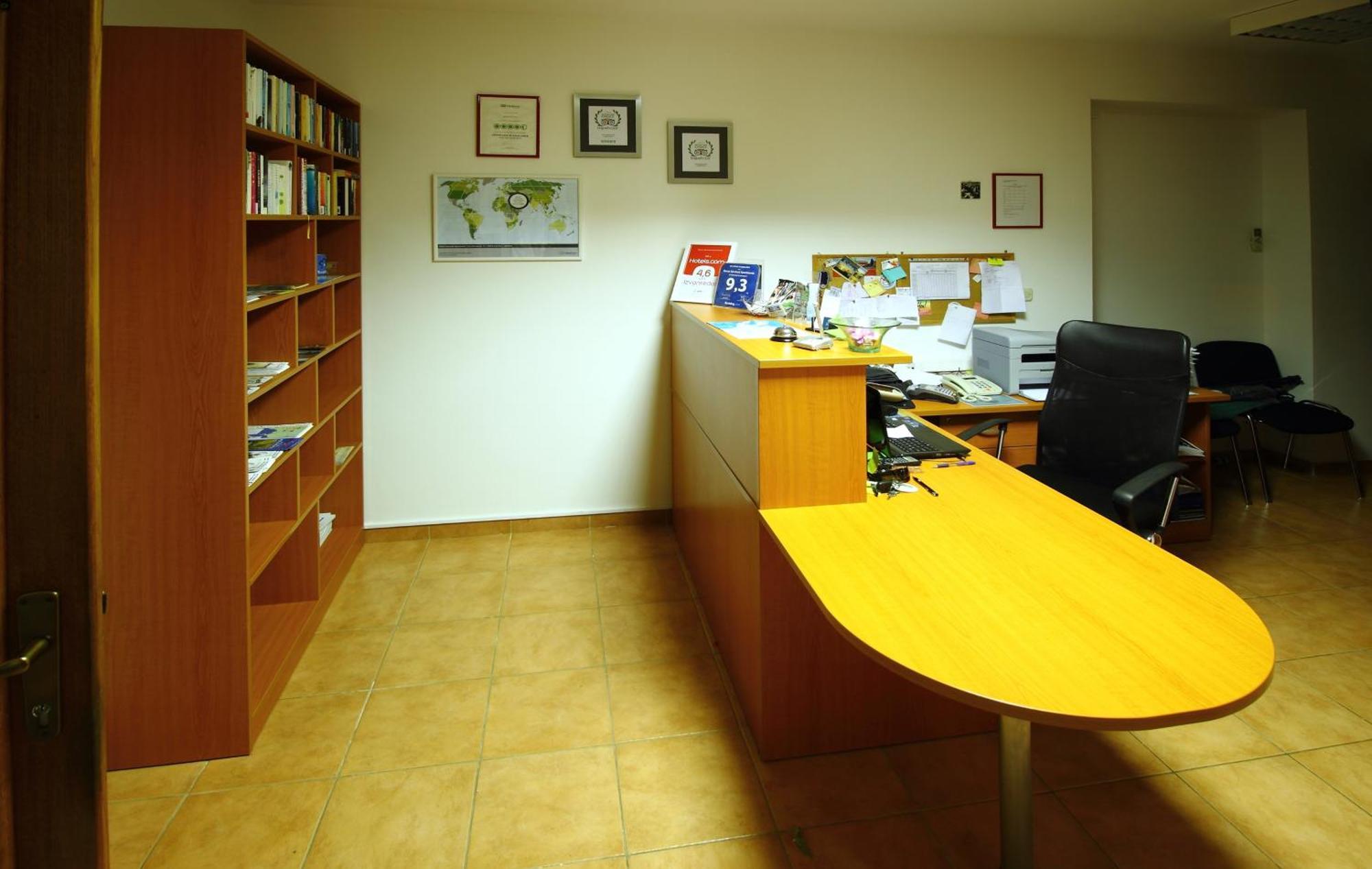 Bacan Serviced Appartement
